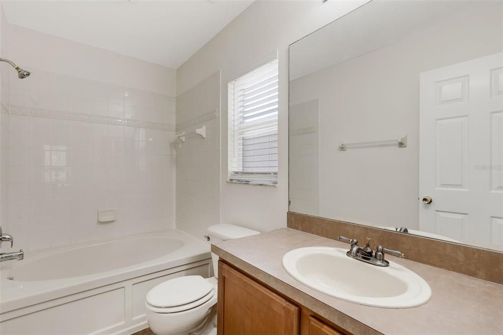 For Sale: $354,900 (5 beds, 2 baths, 2180 Square Feet)