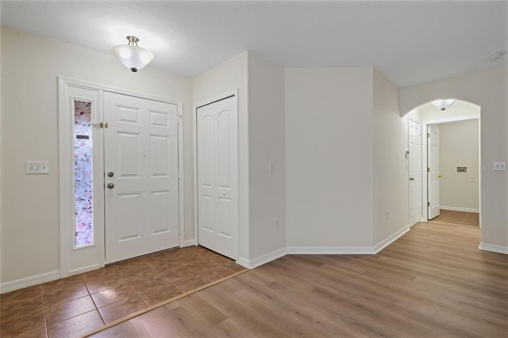 For Sale: $354,900 (5 beds, 2 baths, 2180 Square Feet)