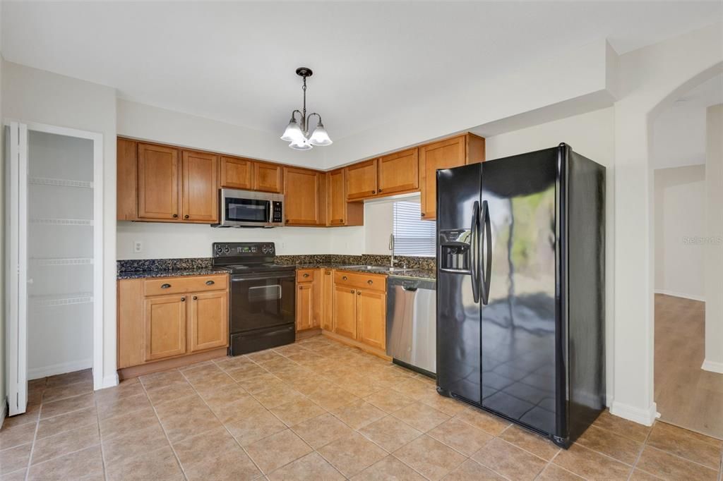 For Sale: $354,900 (5 beds, 2 baths, 2180 Square Feet)