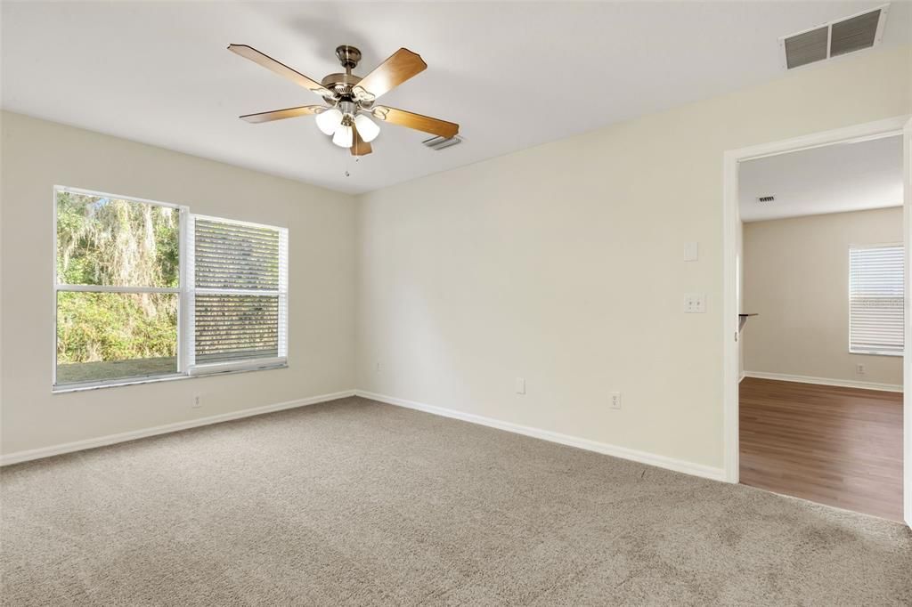 For Sale: $354,900 (5 beds, 2 baths, 2180 Square Feet)