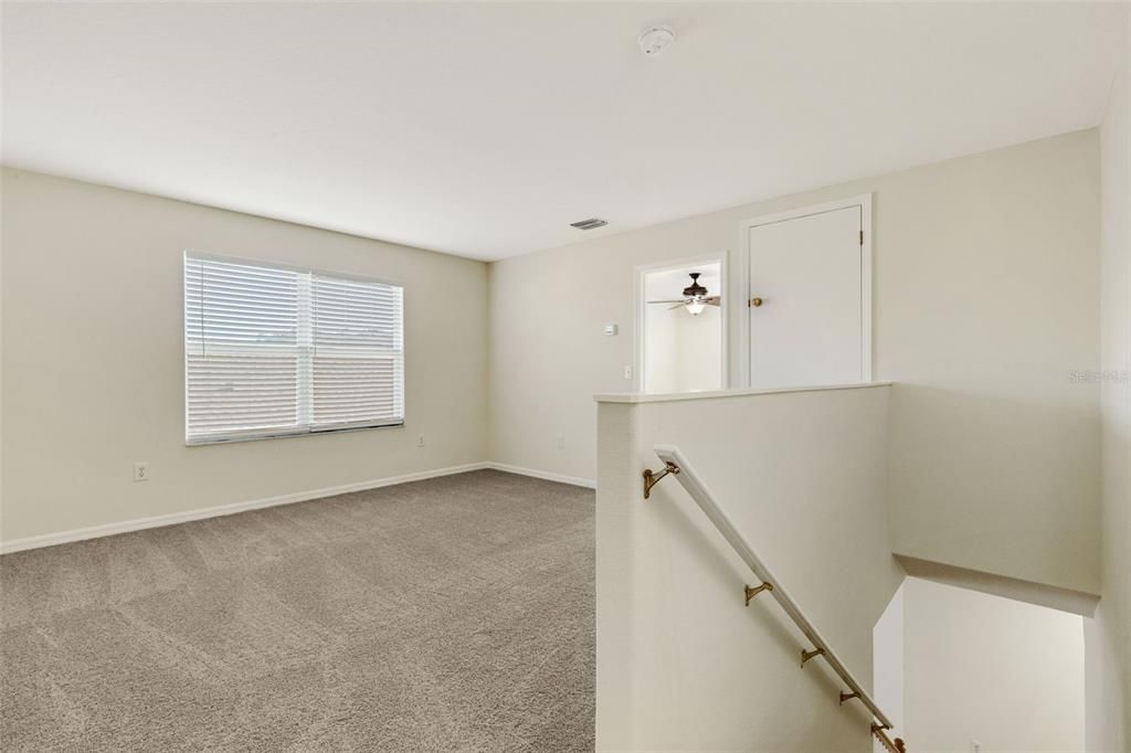 For Sale: $354,900 (5 beds, 2 baths, 2180 Square Feet)