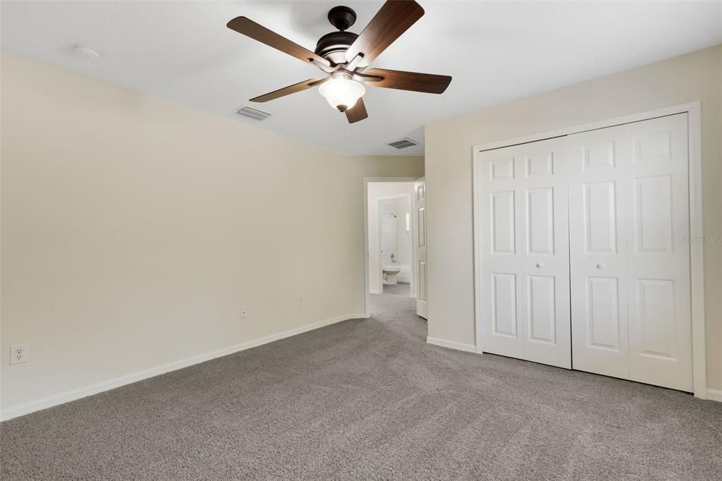 For Sale: $354,900 (5 beds, 2 baths, 2180 Square Feet)