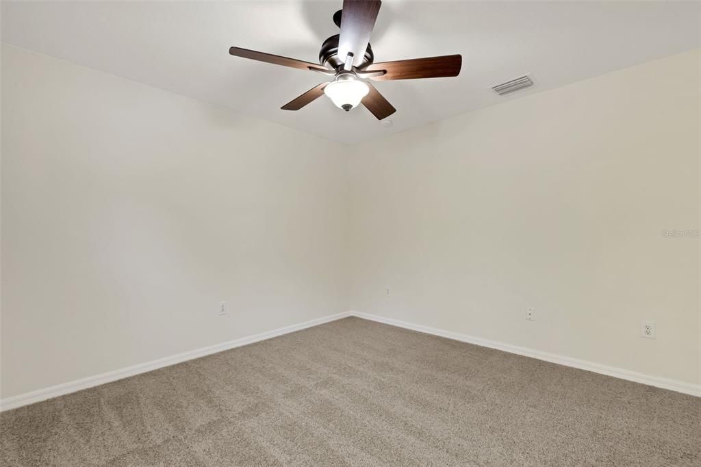 For Sale: $354,900 (5 beds, 2 baths, 2180 Square Feet)