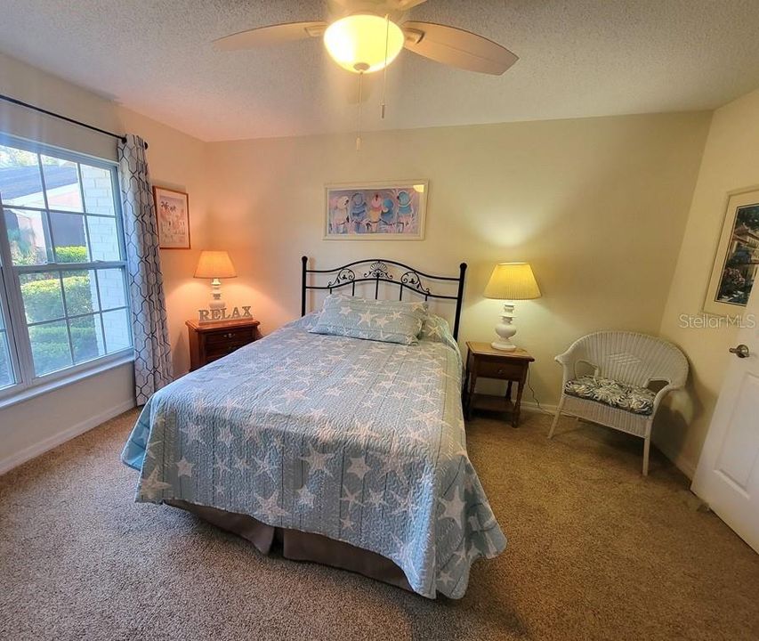 For Rent: $1,800 (1 beds, 1 baths, 837 Square Feet)