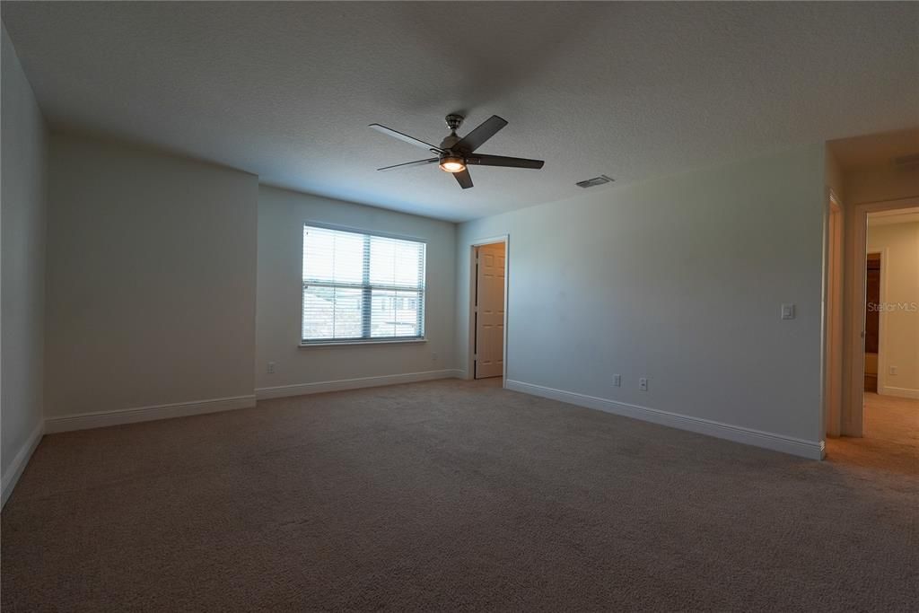 В аренду: $3,950 (5 спален, 4 ванн, 2800 Квадратных фут)