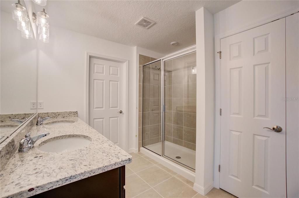 For Sale: $384,490 (5 beds, 3 baths, 2434 Square Feet)