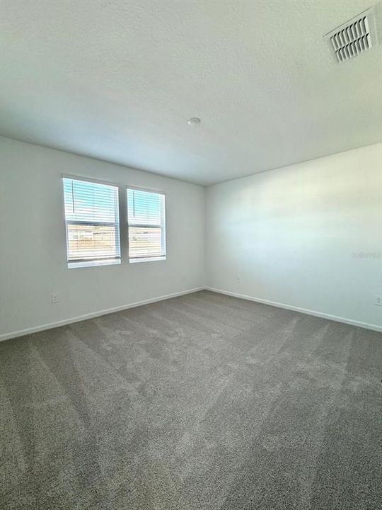 出租: $2,800 (4 贝兹, 3 浴室, 2023 平方英尺)