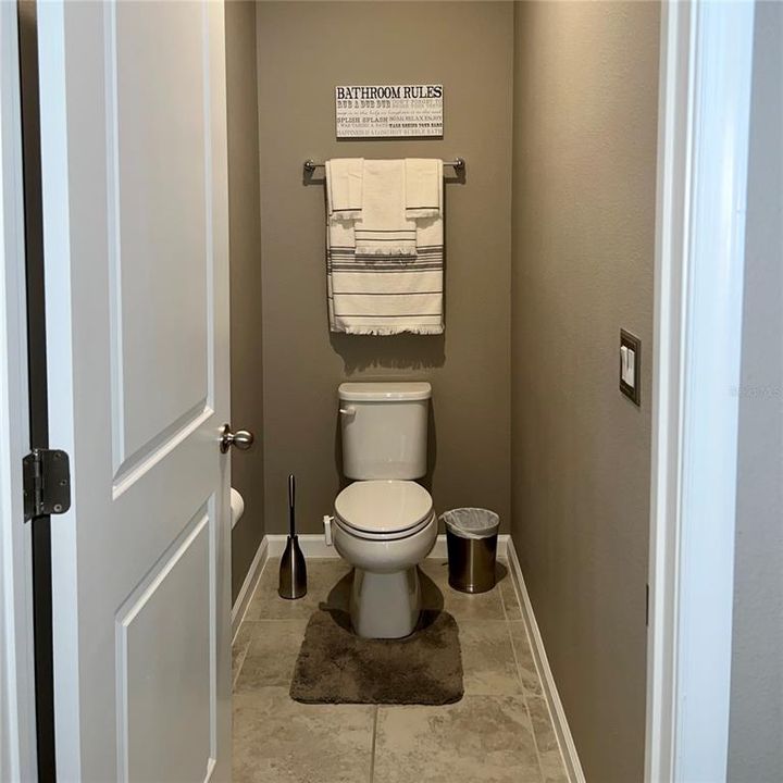 待售: $445,000 (3 贝兹, 2 浴室, 2017 平方英尺)