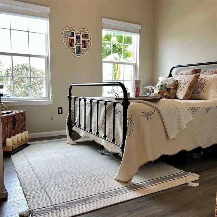 待售: $445,000 (3 贝兹, 2 浴室, 2017 平方英尺)