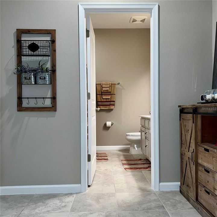 待售: $445,000 (3 贝兹, 2 浴室, 2017 平方英尺)