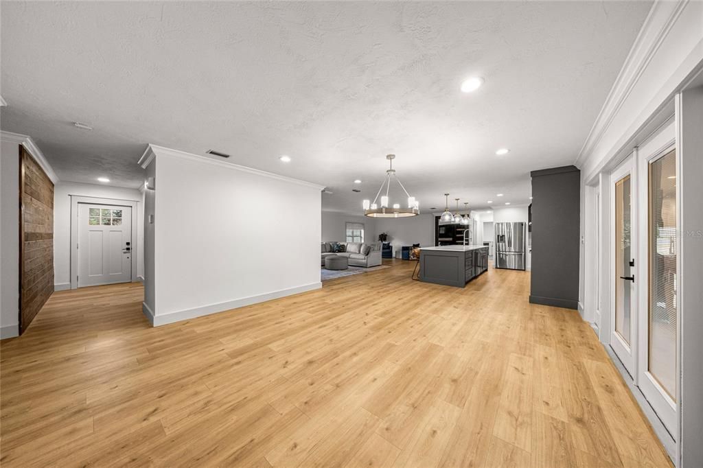 待售: $715,000 (4 贝兹, 2 浴室, 2763 平方英尺)