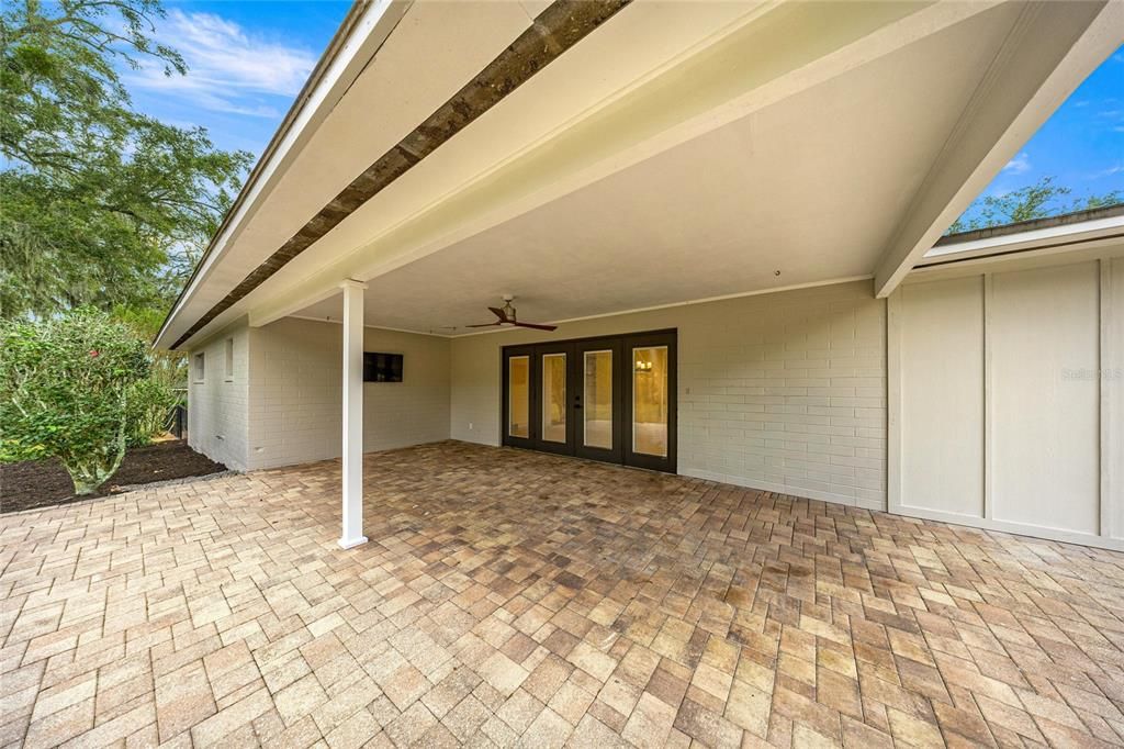 待售: $715,000 (4 贝兹, 2 浴室, 2763 平方英尺)