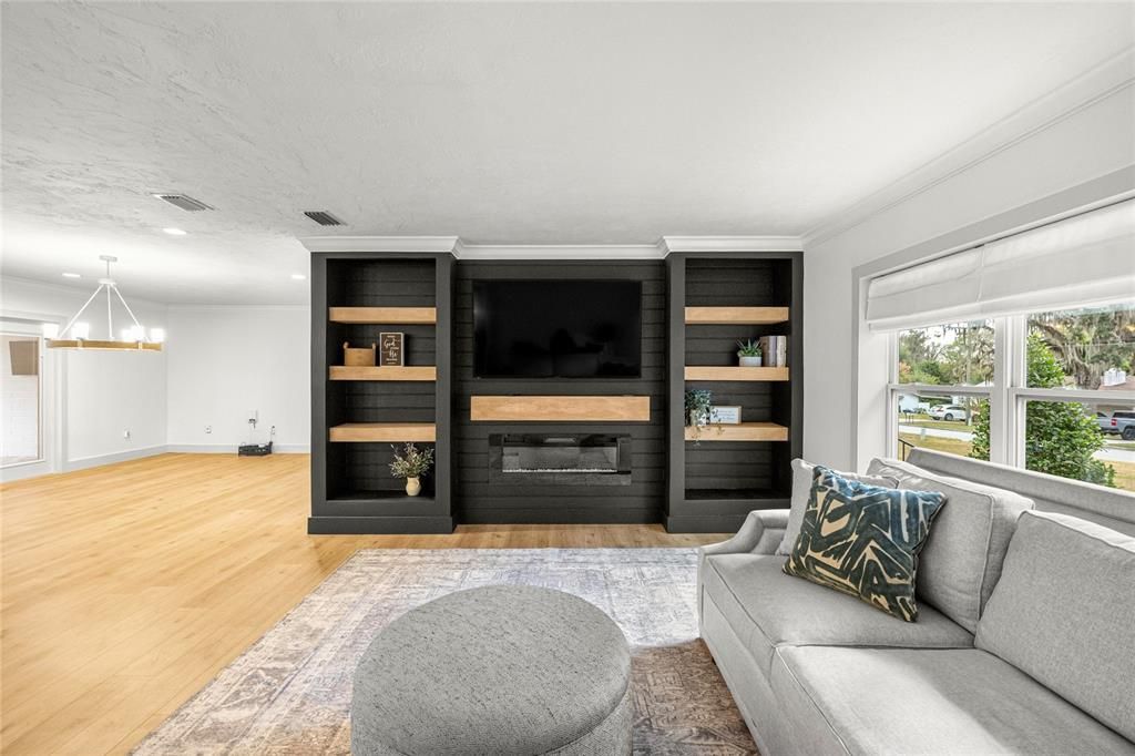 待售: $715,000 (4 贝兹, 2 浴室, 2763 平方英尺)