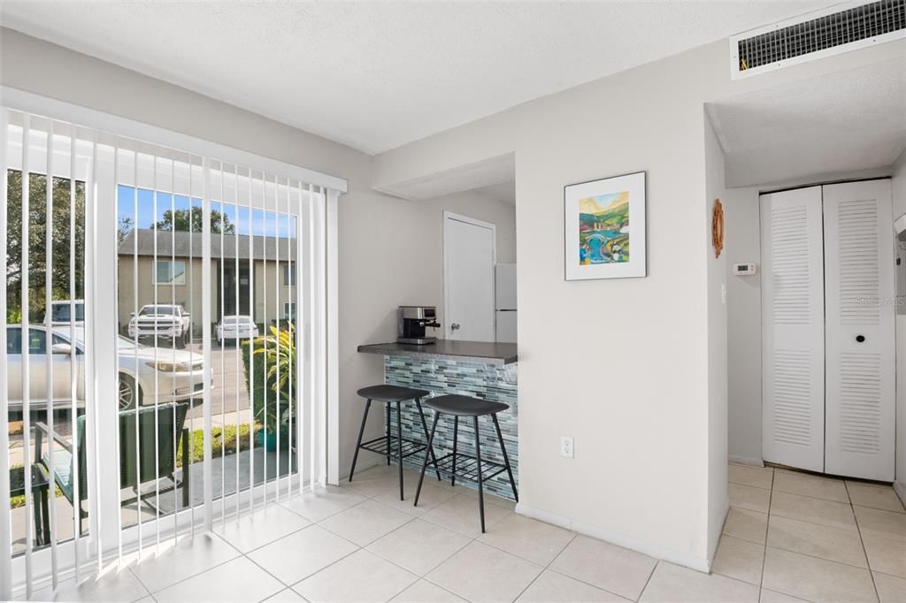 En Venta: $89,500 (0 camas, 1 baños, 410 Pies cuadrados)