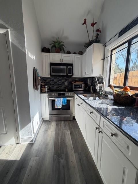 待售: $155,000 (2 贝兹, 1 浴室, 1012 平方英尺)