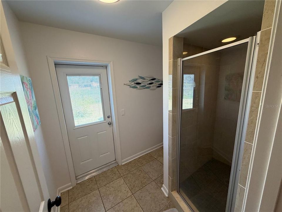 For Sale: $449,000 (3 beds, 2 baths, 1662 Square Feet)