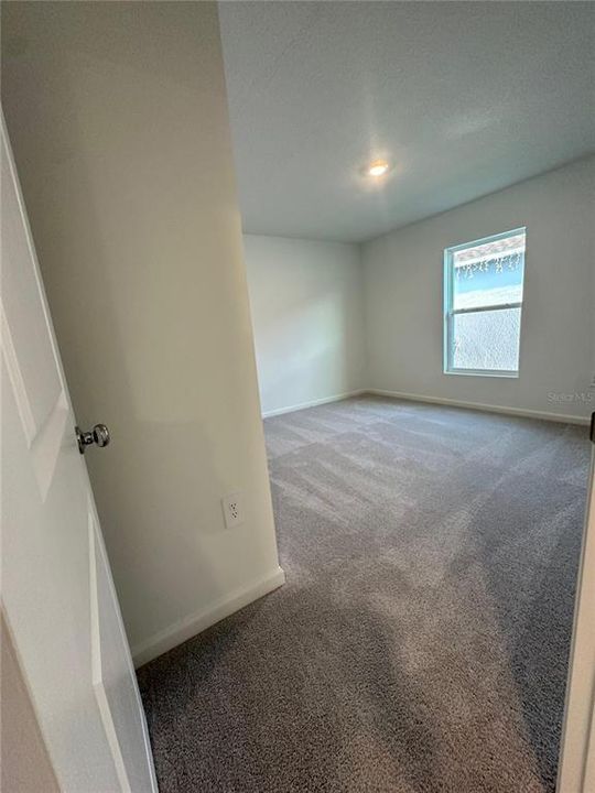 For Rent: $2,450 (4 beds, 3 baths, 2383 Square Feet)