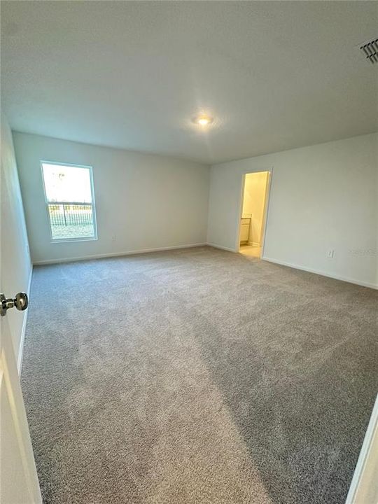 For Rent: $2,450 (4 beds, 3 baths, 2383 Square Feet)