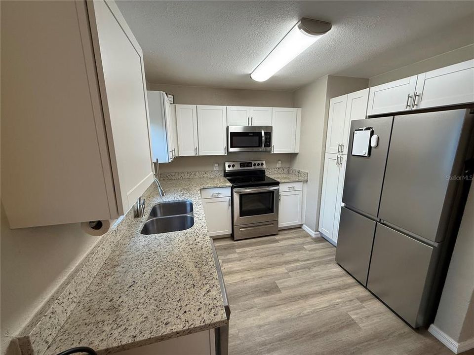 En Venta: $310,000 (3 camas, 2 baños, 1000 Pies cuadrados)