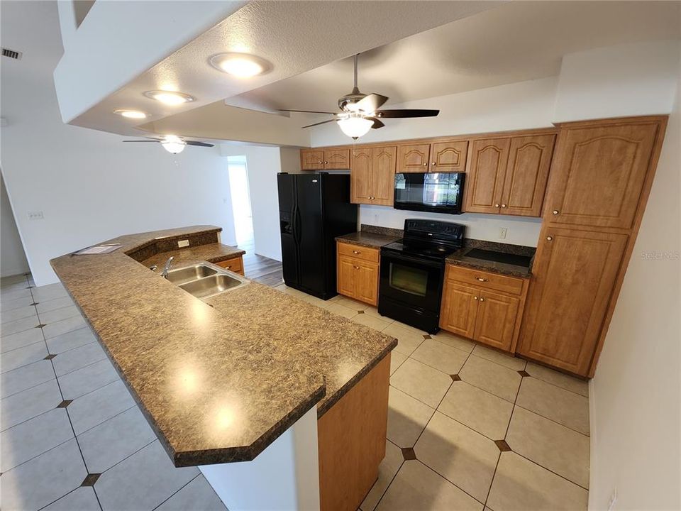 En Renta: $2,000 (3 camas, 2 baños, 1746 Pies cuadrados)