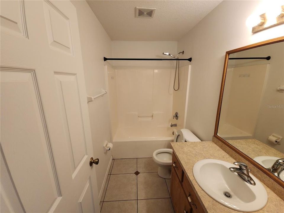 En Renta: $2,000 (3 camas, 2 baños, 1746 Pies cuadrados)