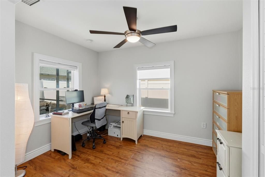 На продажу: $699,900 (4 спален, 2 ванн, 2260 Квадратных фут)