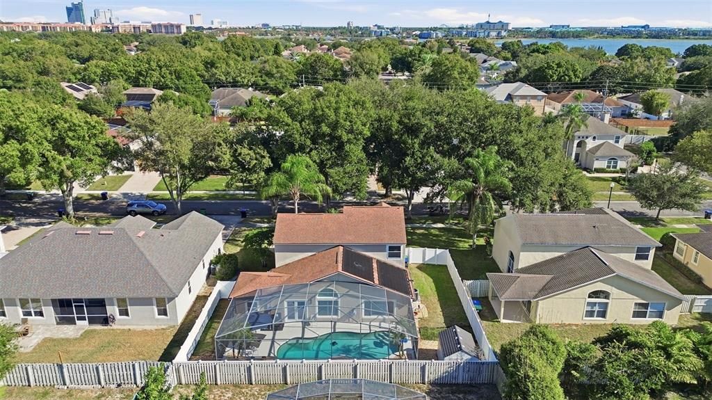 На продажу: $699,900 (4 спален, 2 ванн, 2260 Квадратных фут)