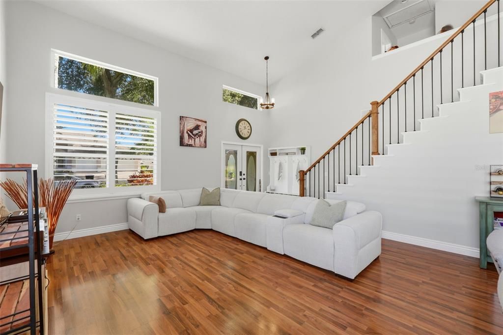 На продажу: $699,900 (4 спален, 2 ванн, 2260 Квадратных фут)