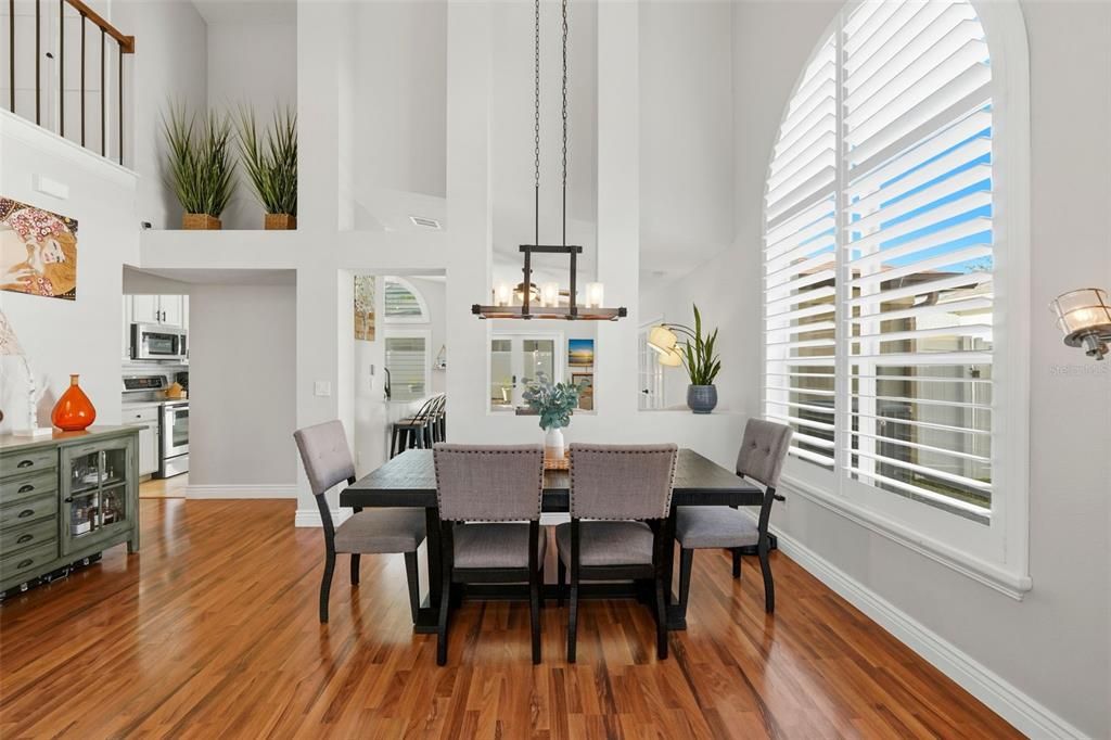 На продажу: $699,900 (4 спален, 2 ванн, 2260 Квадратных фут)