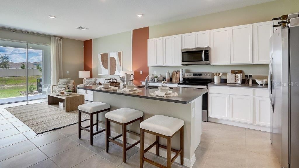 For Sale: $301,990 (3 beds, 2 baths, 1673 Square Feet)