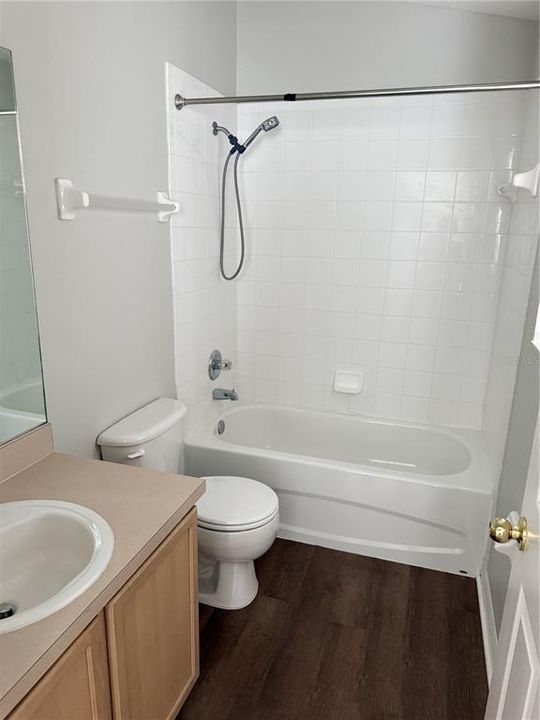 En Renta: $2,100 (3 camas, 3 baños, 1653 Pies cuadrados)