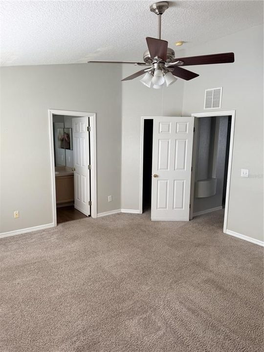 En Renta: $2,100 (3 camas, 3 baños, 1653 Pies cuadrados)