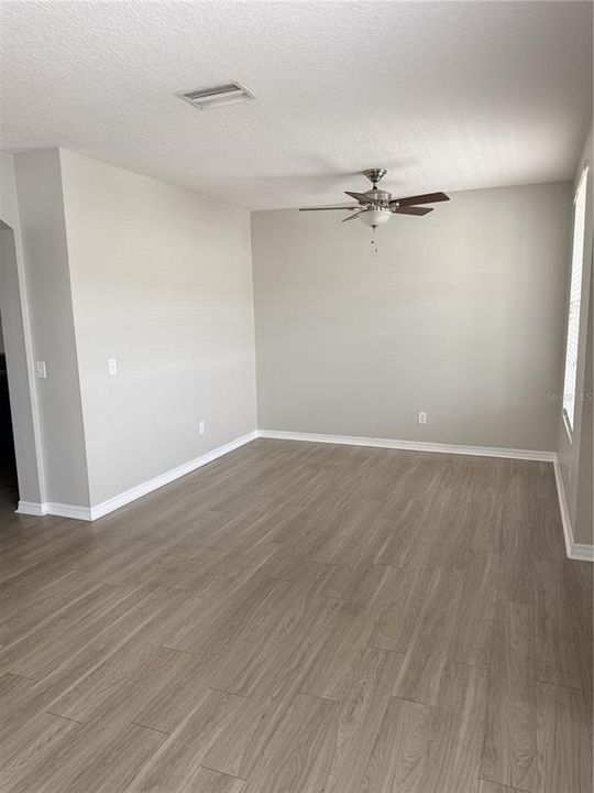 En Renta: $2,100 (3 camas, 3 baños, 1653 Pies cuadrados)