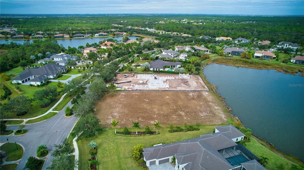 待售: $1,500,000 (1.16 acres)