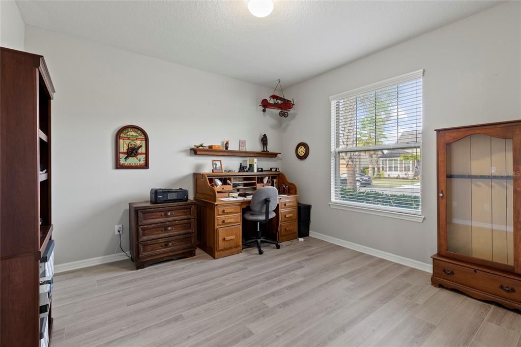 For Sale: $449,000 (3 beds, 2 baths, 2164 Square Feet)