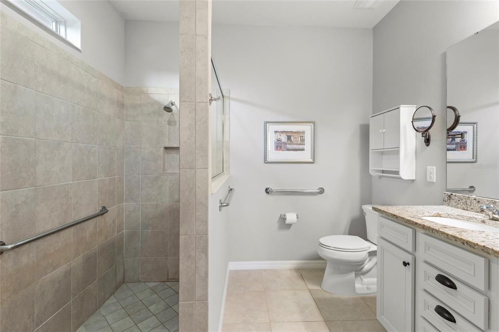 For Sale: $449,000 (3 beds, 2 baths, 2164 Square Feet)