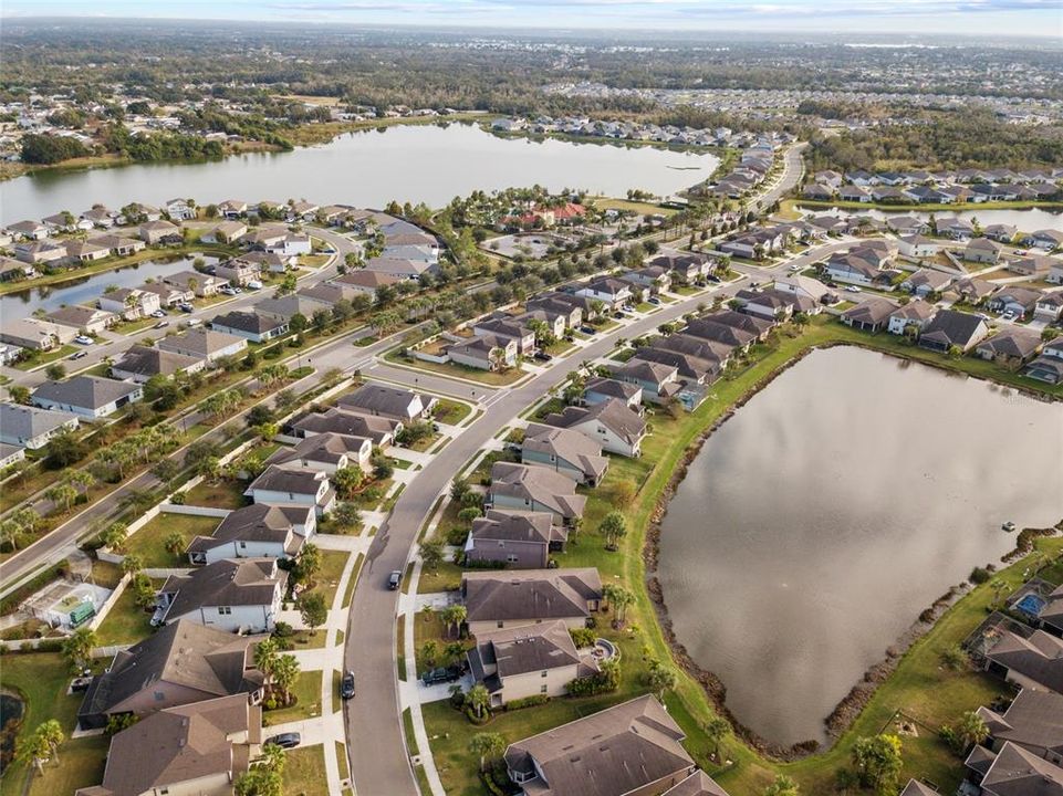 For Sale: $449,000 (3 beds, 2 baths, 2164 Square Feet)