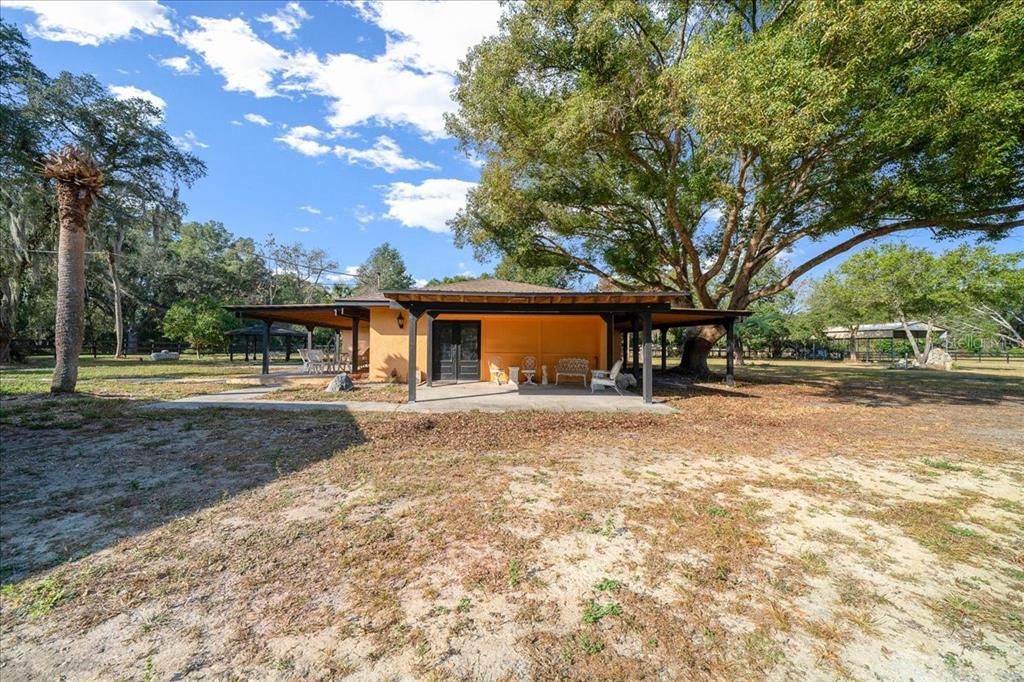 For Sale: $999,950 (4 beds, 2 baths, 2706 Square Feet)