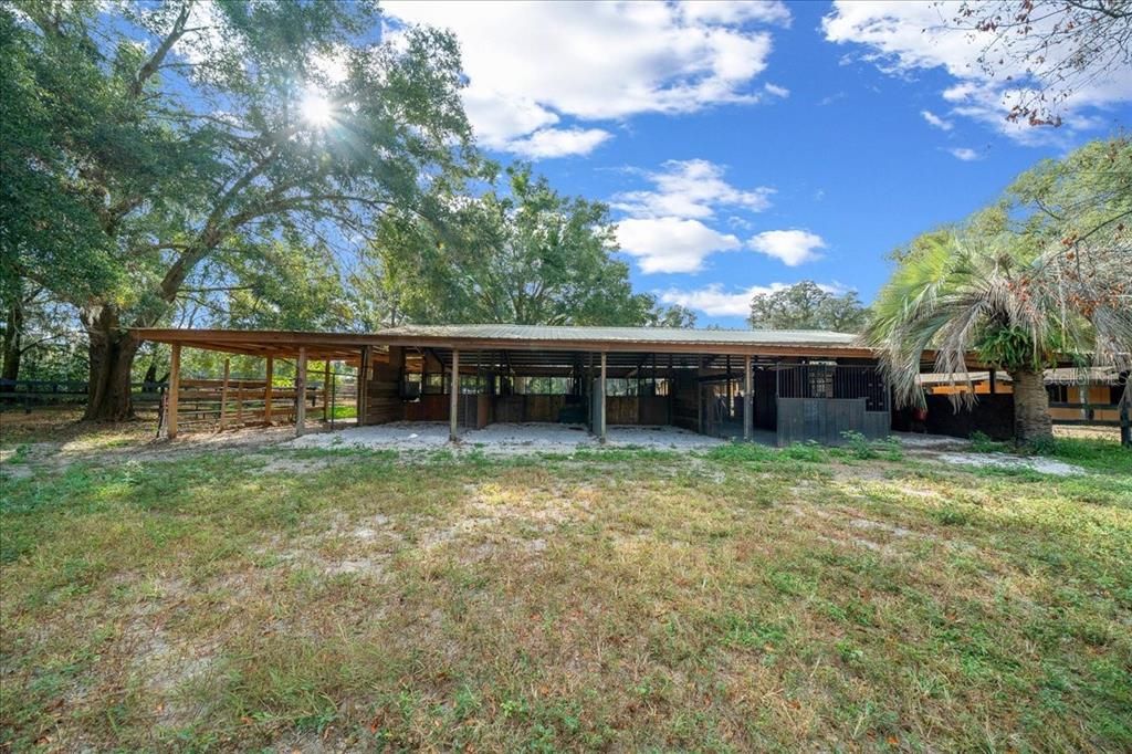 For Sale: $999,950 (4 beds, 2 baths, 2706 Square Feet)