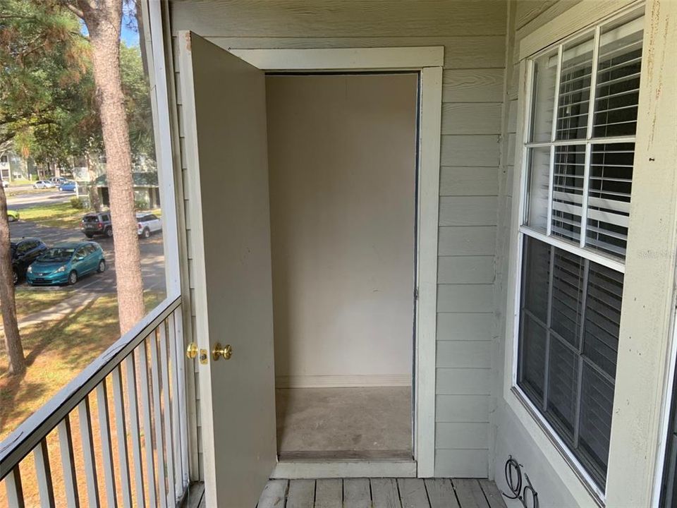 For Rent: $1,440 (1 beds, 1 baths, 686 Square Feet)