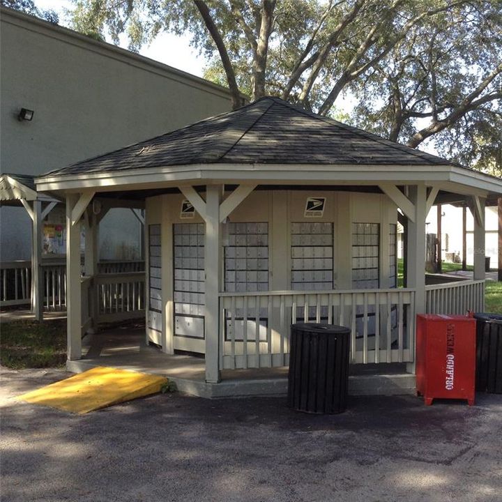 For Rent: $1,440 (1 beds, 1 baths, 686 Square Feet)