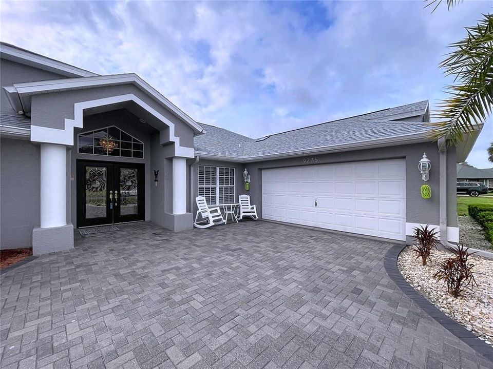 For Sale: $440,000 (3 beds, 2 baths, 2403 Square Feet)