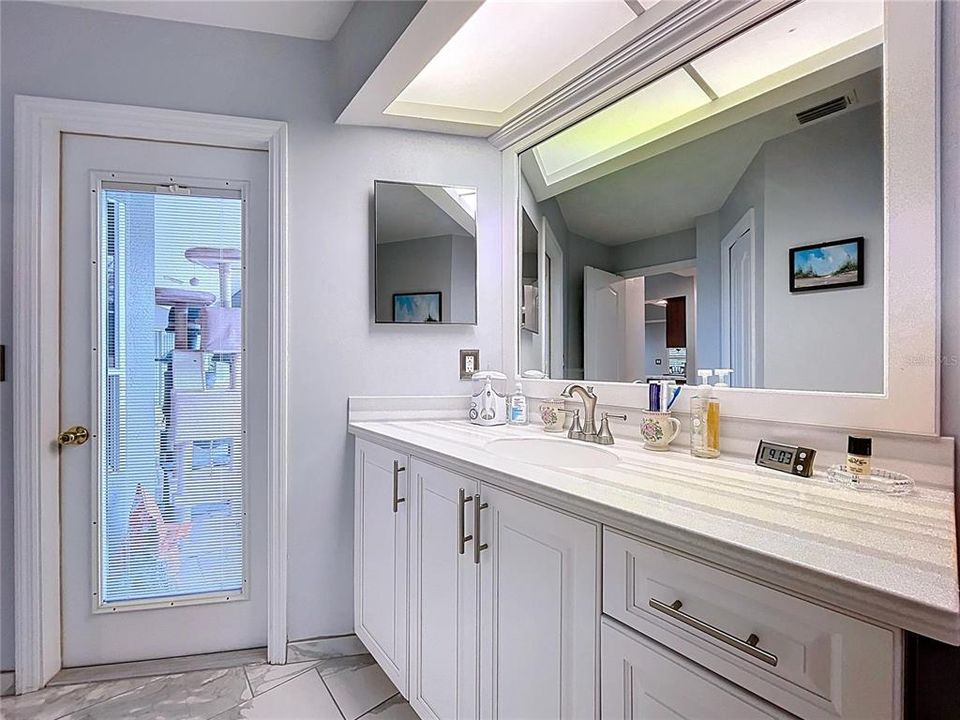 For Sale: $440,000 (3 beds, 2 baths, 2403 Square Feet)