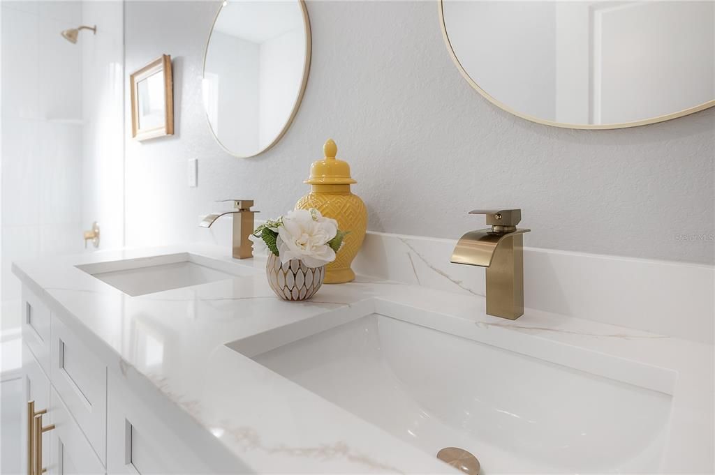 Active With Contract: $550,000 (3 beds, 2 baths, 1497 Square Feet)