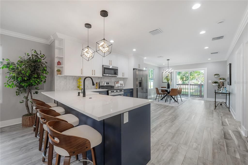 Active With Contract: $550,000 (3 beds, 2 baths, 1497 Square Feet)