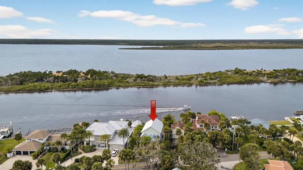 En Venta: $949,000 (3 camas, 3 baños, 1751 Pies cuadrados)