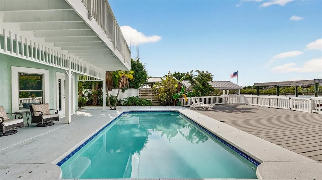 En Venta: $949,000 (3 camas, 3 baños, 1751 Pies cuadrados)