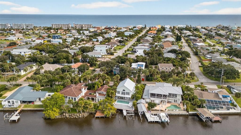 En Venta: $949,000 (3 camas, 3 baños, 1751 Pies cuadrados)