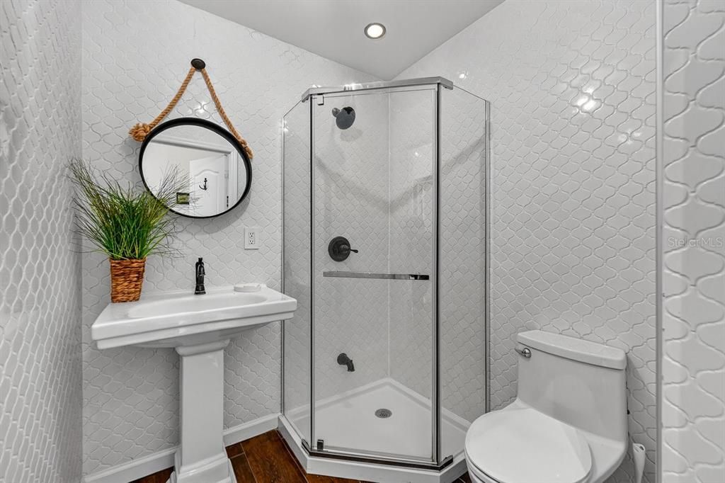 En Venta: $949,000 (3 camas, 3 baños, 1751 Pies cuadrados)