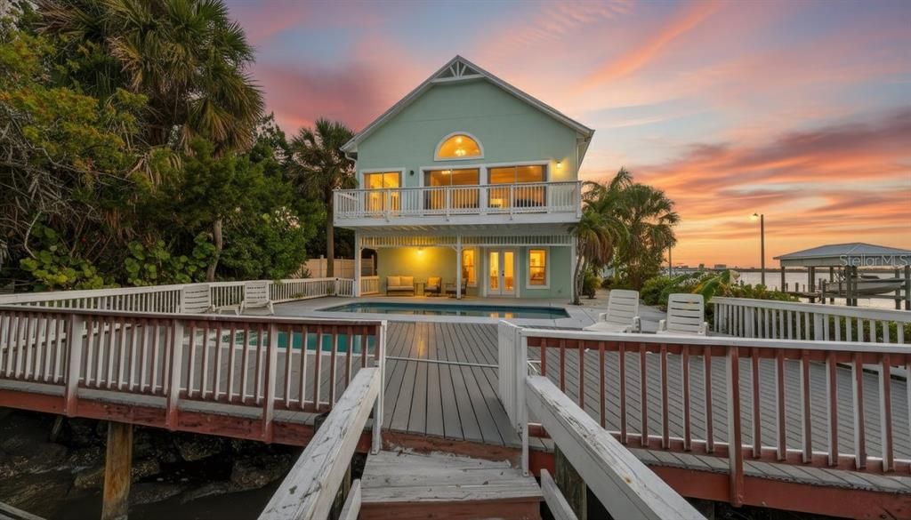 En Venta: $949,000 (3 camas, 3 baños, 1751 Pies cuadrados)